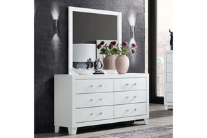 Luccia Gavetero con Espejo