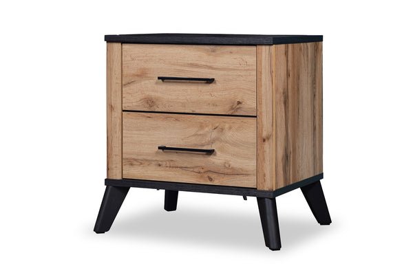 Emersyn Cama Queen, Gavetero con Espejo, Mesa de Noche & Chest