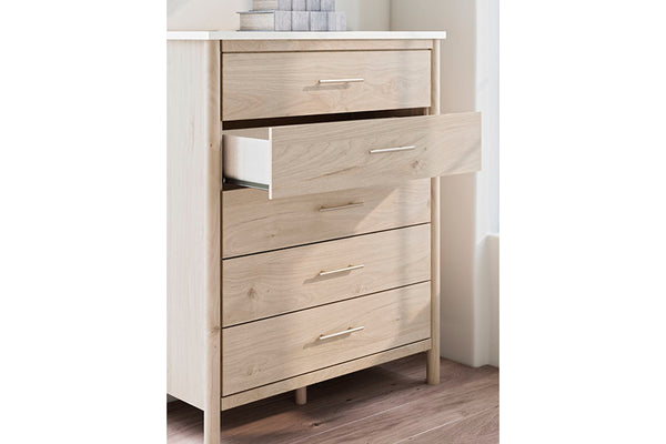 Ashley Cadmori Chest