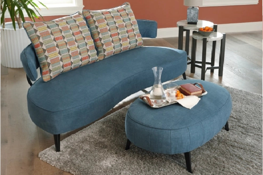 Hollyann Sofá & Ottoman