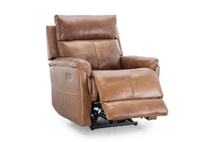 Sillón reclinable de cuero marrón sobre fondo blanco