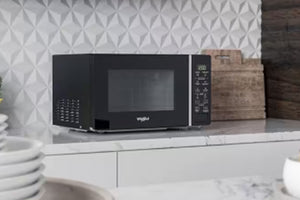 Whirlpool Microwave 0.7' 700W