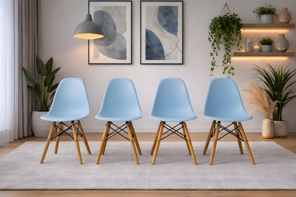 Juego de Cuatro Sillas