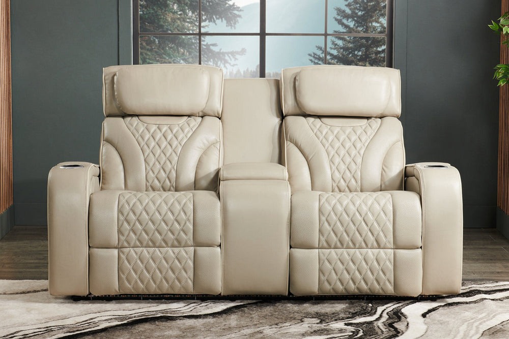 Loveseat reclinable eléctrico con masaje de color crema sobre un fondo blanco. 