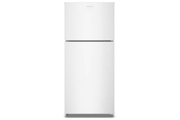 Nevera de 19' de dos puertas en color blanco con congelador superior y diseño compacto de líneas lisas, presentado sobre fondo blanco.