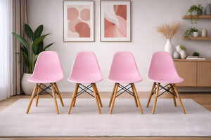 Juego de Cuatro Sillas