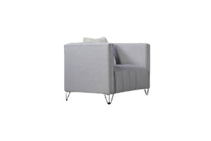 Silla de Acento gris sobre fondo blanco