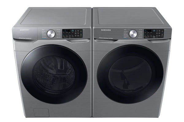 Lavadora y secadora de marca Samsung de color gris sobre un fondo blanco. 