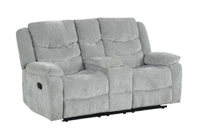 Conjunto de loveseat con consola reclinable gris sobre fondo blanco.
