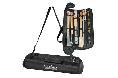 Juego de barbacoa portátil negro con mangos de madera, en estuche cilíndrico y bolsa con zipper sobre fondo blanco. Marca BONEWISH visible.