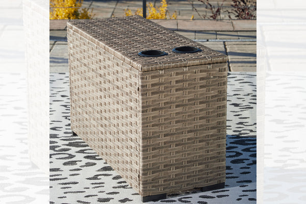 Ashley Calworth Consola con portavasos